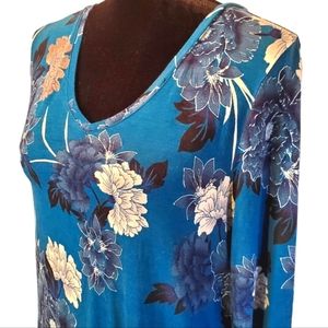Apt. 9 Long Sleeve V-neck Long Sleeve Tunic Teal with B&W Floral Print Medium